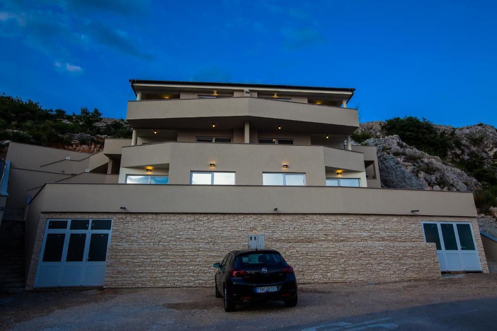 Eola Apartments Stara Baška Exterior foto