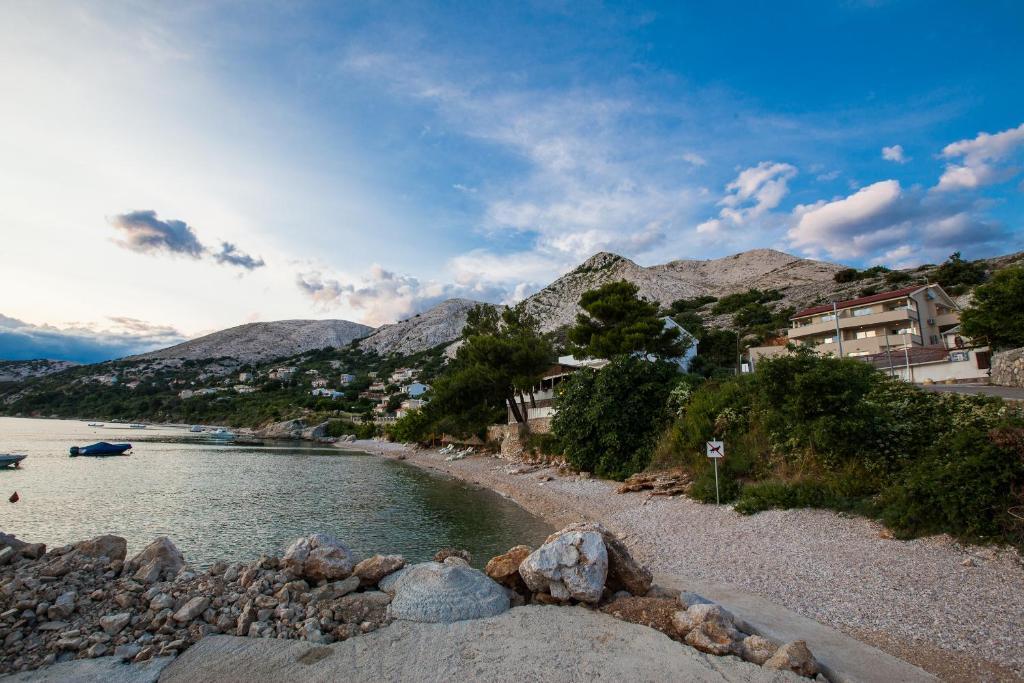 Eola Apartments Stara Baška Exterior foto