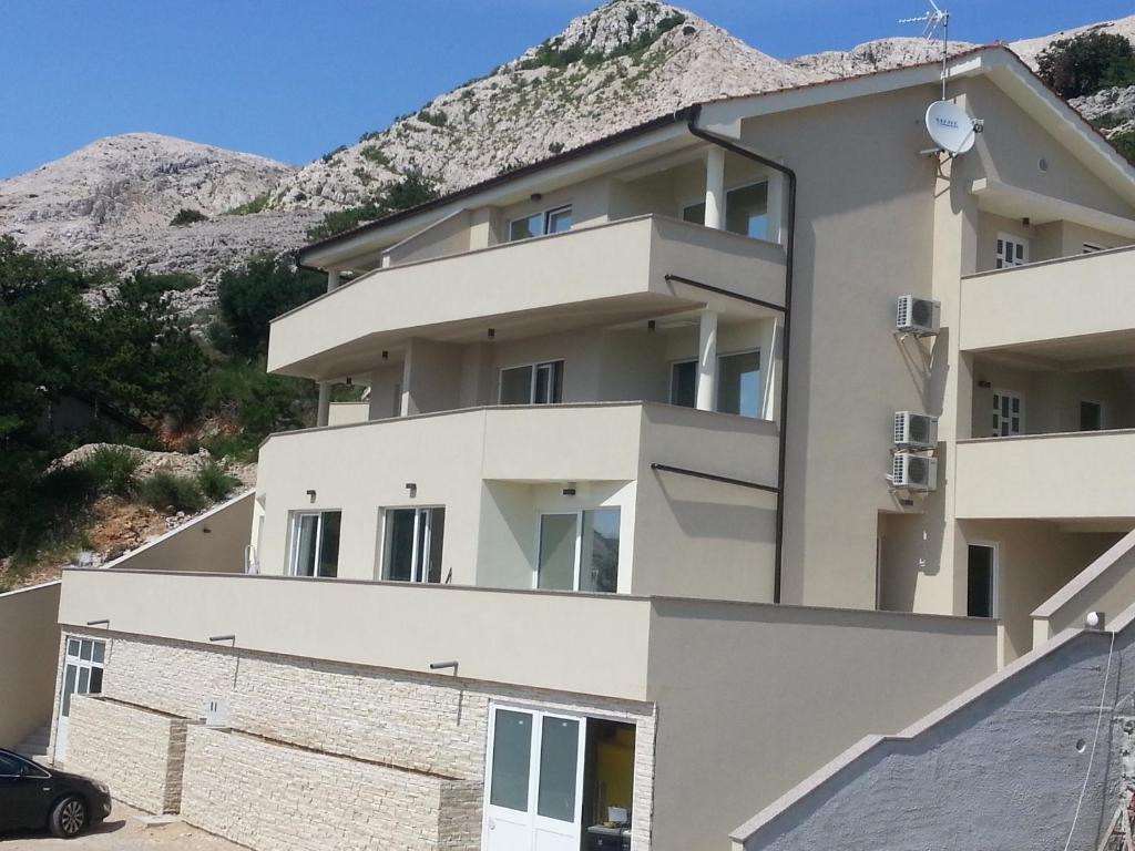 Eola Apartments Stara Baška Exterior foto